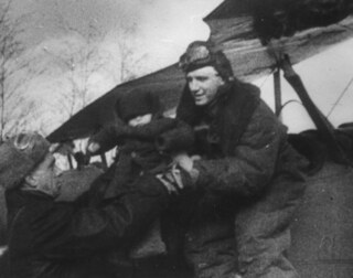 От ног остались только кости... Но он смог спасти всех детей
