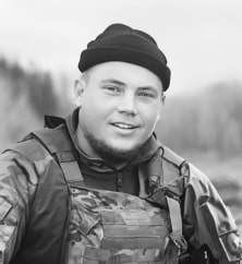 Кирилл Лавров