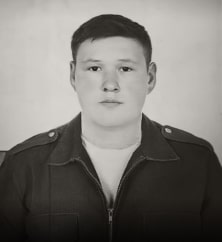 Роман Суставов 