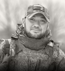 Виталий Петров